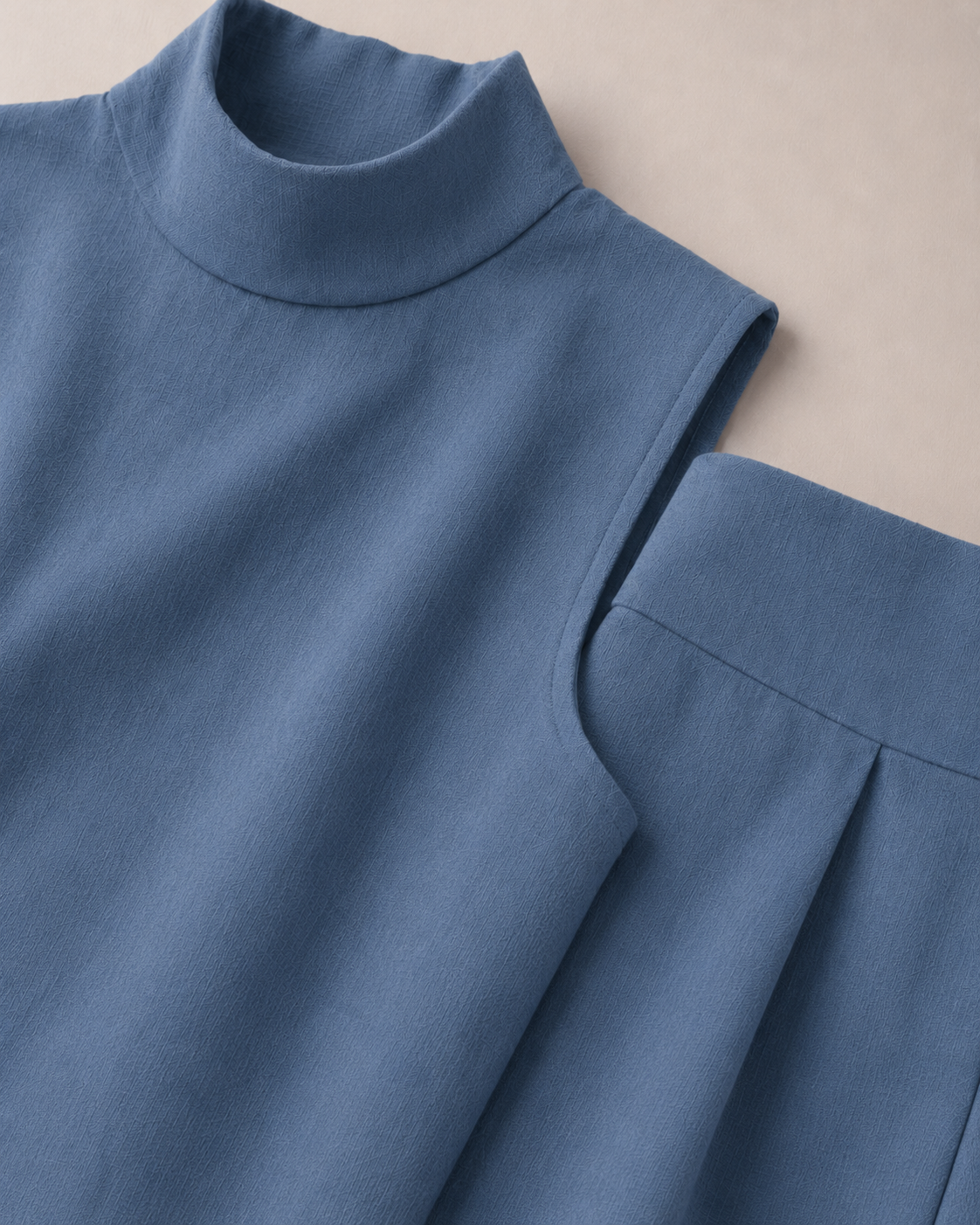 Sculpted Linen Co-ord Set with High-Neck Top and Wide-Leg Trousers