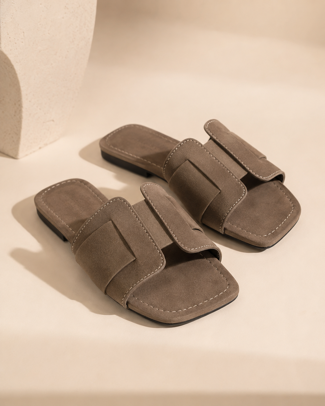 Soft Earth Flat Sandals with Wide Straps (Cópia)