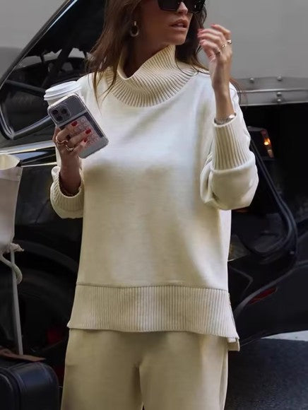 Contour High-Neck Knit Detail Set